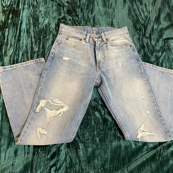 Levi distressed ripped jeans W25 - Picture 4 of 7